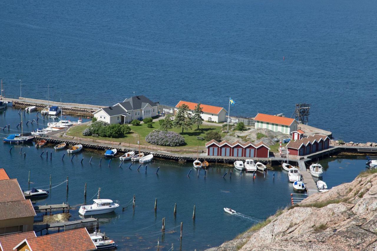 Badholmens Vandrarhem Fjällbacka Esterno foto
